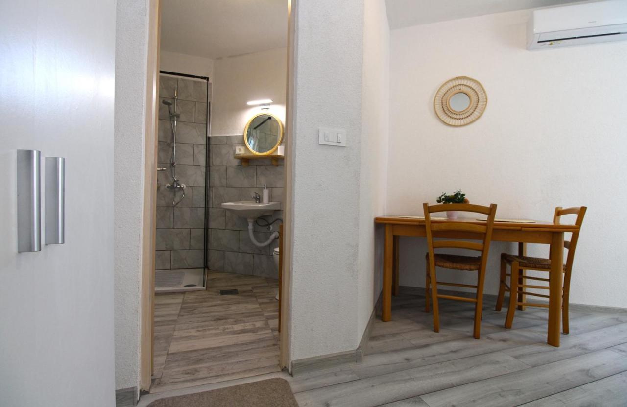 Apartment Josip 1649 Fažana Buitenkant foto