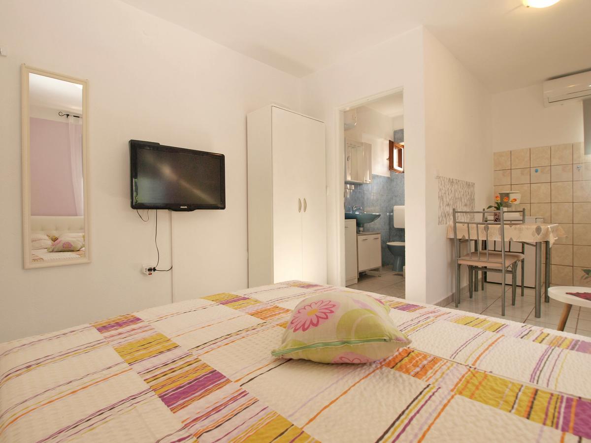 Apartment Josip 1649 Fažana Buitenkant foto